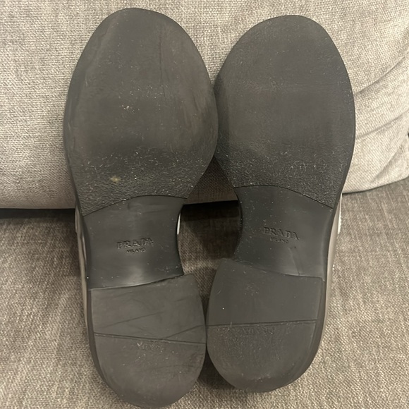 PRADA Silver Loafers size 37.5 - Picture 4 of 9